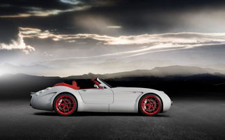 驾驭视觉之美 精选高清宽屏汽车桌面壁纸，唤醒你的桌面激情